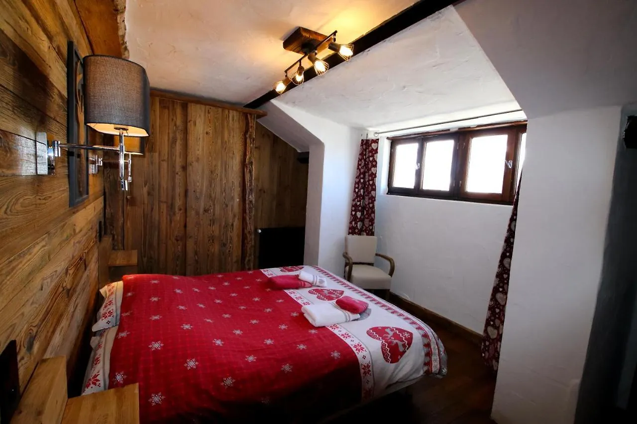 Chalet Le Chantelevent For 24 Guests - Slope Views, Pool & Jacuzzi Vars  0*, Vars (Hautes-Alpes) France